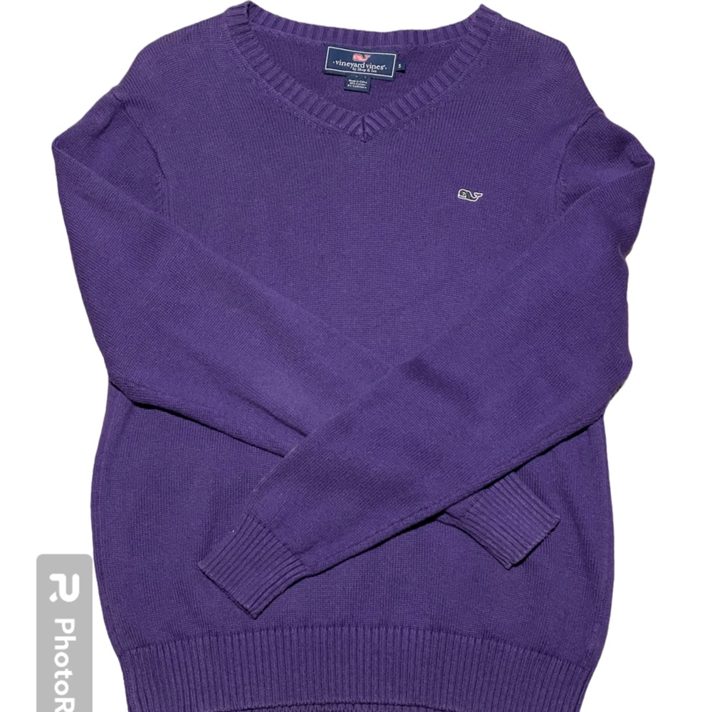 Woman’s Vineyard Vines Cotton V-Neck Sweater